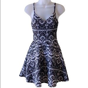 Abercrombie Kids Dress Black and White Criss Cross Back Sundress Size XL